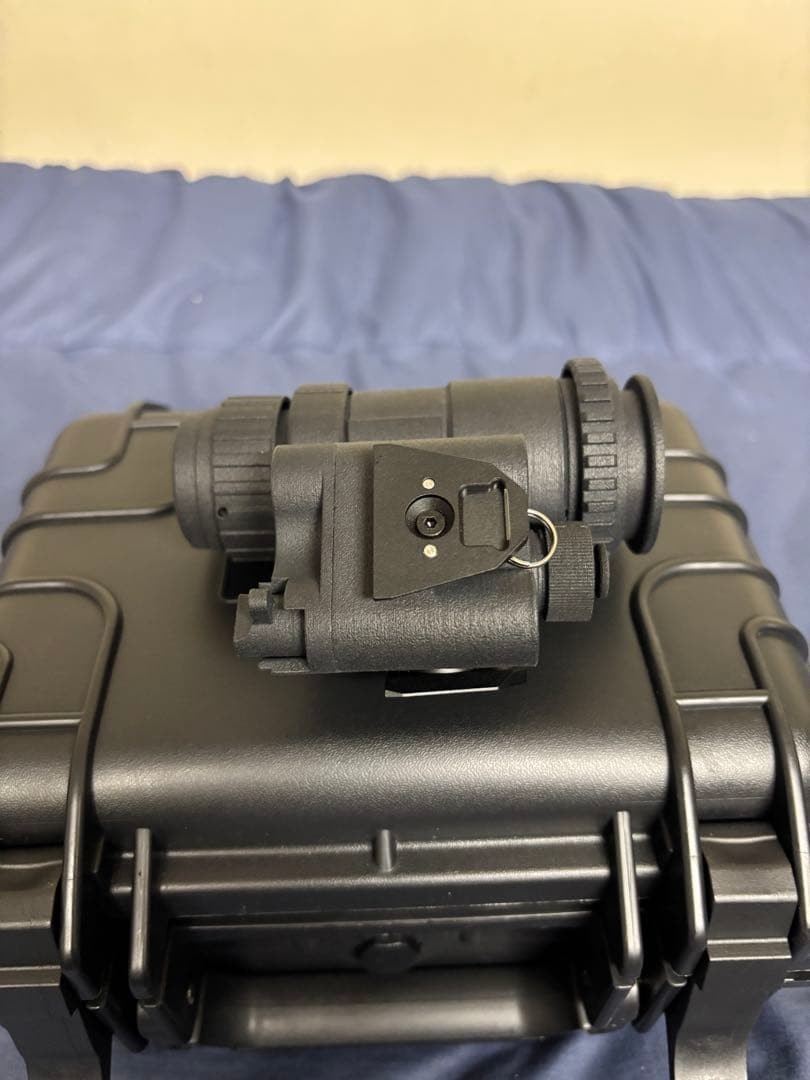 PVS-18 Gen2+ Night Vision P45 White Phosphorus | eBay