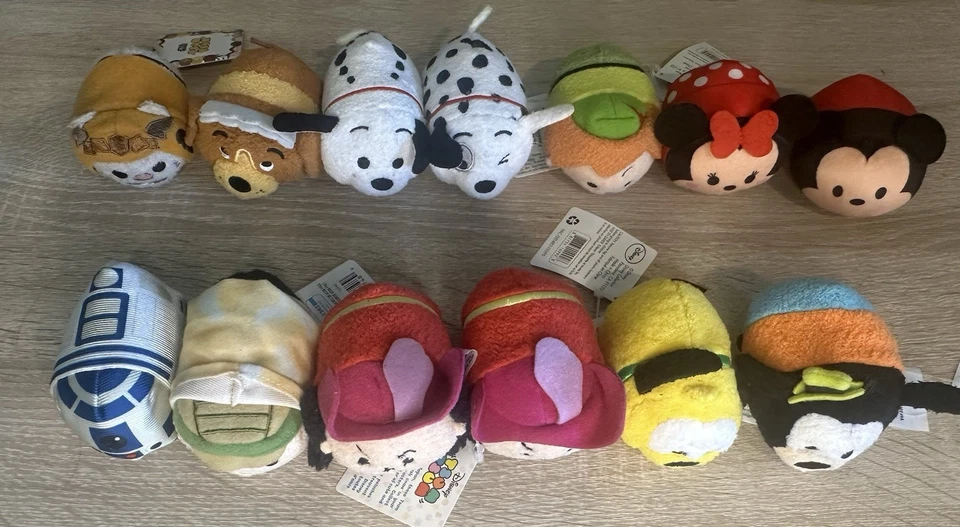 Disney Tsum Tsum смешанный лот мини плюшевый лот из 13 парков Disney 9 ярлыков 4 без ярлыков - Изображение 2 из 3