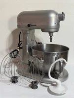 KitchenAid Pro 600 Series 6 Quart Bowl-Lift Stand Mixer Silver And 3 Attachments