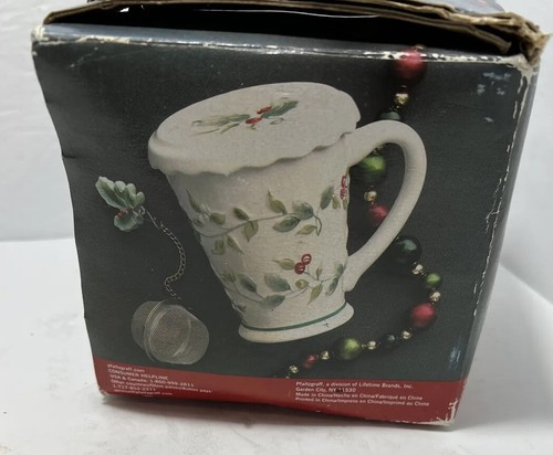 Taza de té Pfaltzgraff Winterberry en relieve 12 OZ con infusor y tapa - Imagen 7 de 7