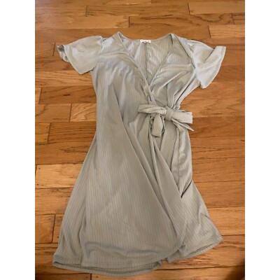 Socialite womens Light Green Wrap Dress With Flutter Sleeves & Waist Tie size L