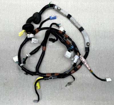 2010-2011 LEXUS IS250C CONVERTIBLE FRONT DOOR WIRE DRIVER LH OEM 83320-59515