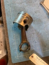 IP2030 JOHNSON EVINRUDE OMC STBD PISTON AND CONNECTING ROD .020 OVER  439520