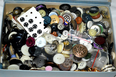1.11 LB VINTAGE BOX BUTTONS Assorted PLASTIC METAL BRASS Decorative UNIQUE