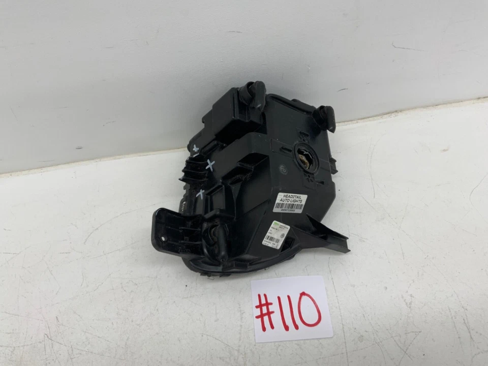 Оригинальные противотуманные фары со стороны пассажира для Volkswagen Jetta 2010–2011 2012 2013 2014 годов выпуска - Изображение 3 из 4