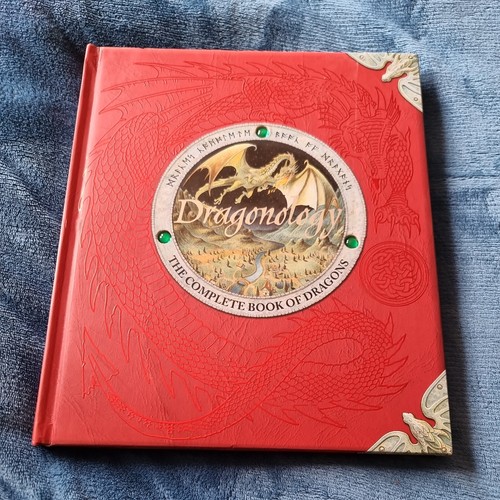 Dragonology: Das komplette Buch der Drachen Hardcover Ernest Drake komplett