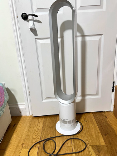Dyson Cool Bladeless Tower Fan White/Silver Corded Electric - not working