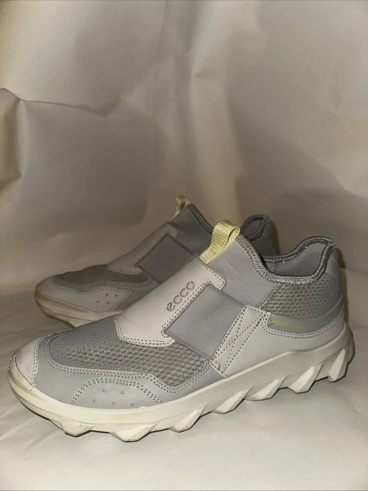 Ecco Mx Yak Leather Slip On Shoes Hiking Size 42 11 11.5 Grey Barely Worn Clean - Image 2 of 4