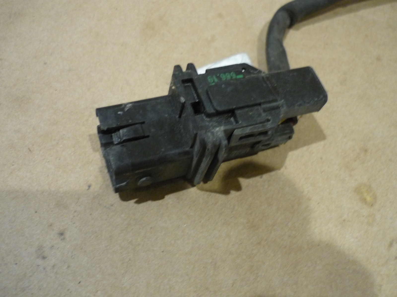 Ferrari 360,430,575,599,612,Enzo - Front Lambda Sensor -P/N 182837