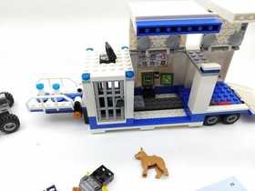 Lego City Police Mobile Command Center Set 60139 Complete Retired