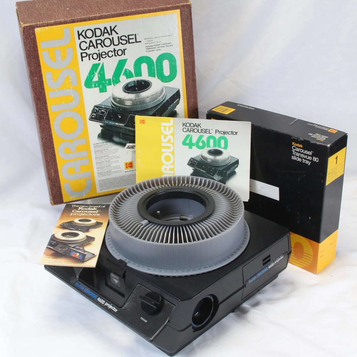 Kodak Carousel 4600 Projector with Carousel 140 Slide Tray blog.knak.jp