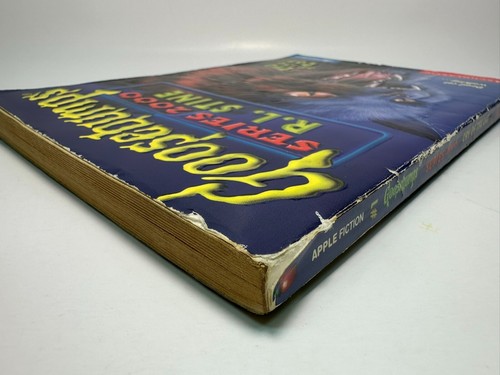 w/ DECAL INSERT 1st Print #1 Cry of the Cat Goosebumps Series 2000 Book RL Stine - Picture 13 of 24