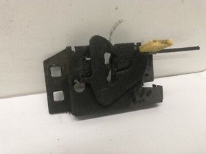 Ford Mondeo 2 2,0 - Motorhaubenschloss Motorhauben Schloss  (01)