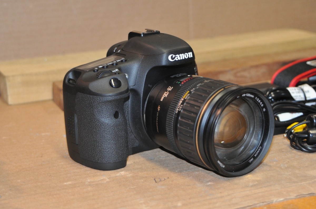 ＣＡＮＯＮ　ＥＯＳ７Ｄ Amazon.com : Canon EOS 7D Mark II Digital SLR Camera with 18-135mm