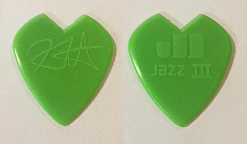 Metallica Kirk Hammett Green Heart Guitar Pick - 2018 Worldwired Tour