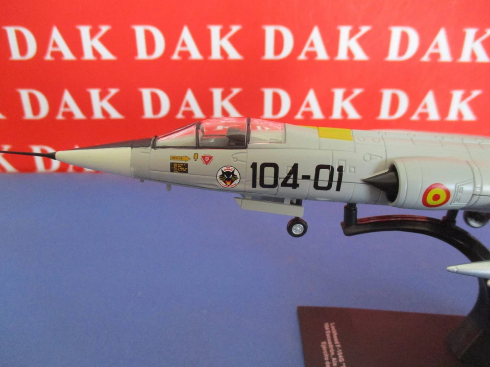 Die cast 1/72 Modellino Aereo Aircraft Lockheed F-104G 104 Squadron 1965 Spain - Immagine 3 di 4