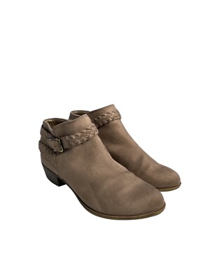 Life Stride Velocity Adriana tan zipper flex comfort bootie/ braided detail. 7M