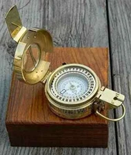 NAUTICAL BRUNTON BRASS COMPASS STANLEY- LONDON COMPASS WITH WOODEN BOX