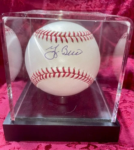 Yogi Berra Yankees Signed Auto Official MLB Baseball HOF 72 JSA COA & Ball Case