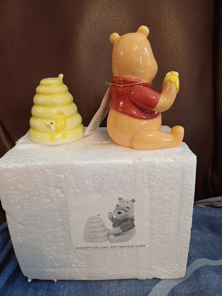 DISNEY STORE  POOH BEEHIVE SALT AND PEPPER POT SET - Image 2 of 2