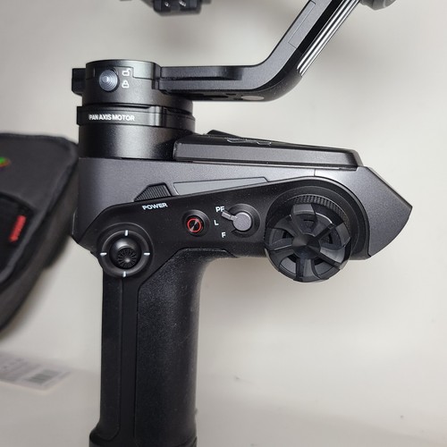 Zhiyun Weebill 2 Especial Edition W/3" screen 3-Axis Handheld Gimbal Stabilizer - Picture 8 of 16