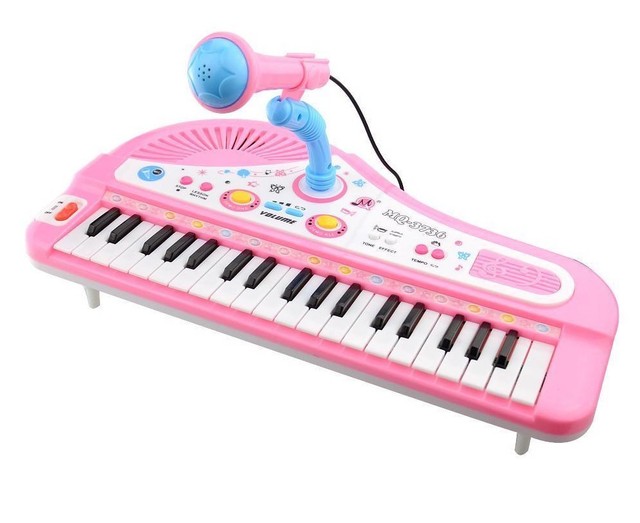 toy pink piano