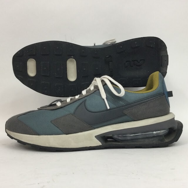 Size 11.5 - Nike Air Max Pre-Day Hasta 