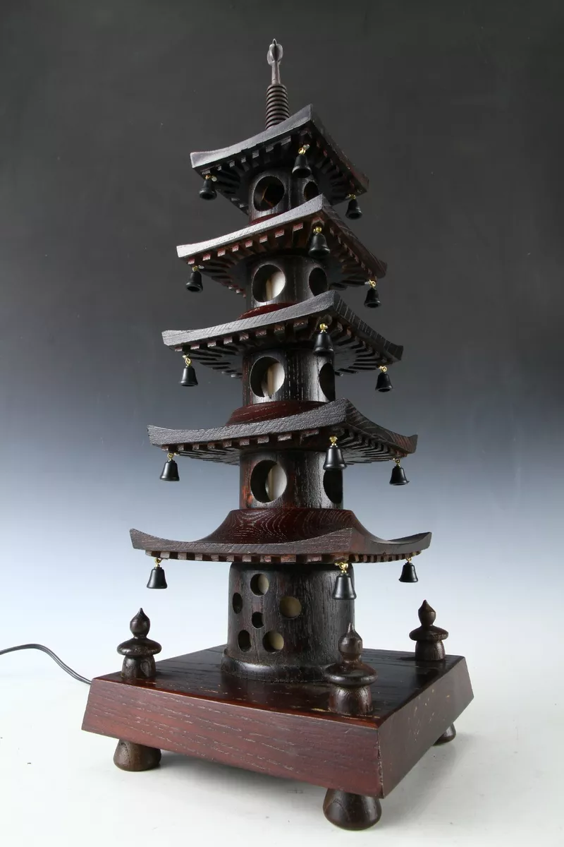 Vintage pagoda lamp deals