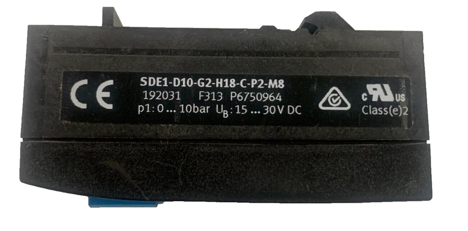 FESTO 192031 SDE1-D10-G2-H18-C-P2-M8 Digital Pressure Switch 0 .. 10 bar - Image 2 of 3