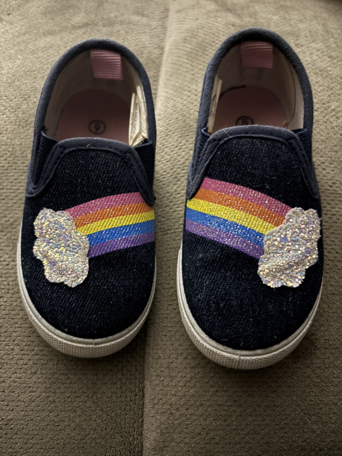 Wondernation Toddler Shoes Size 6 Rainbow Design-image