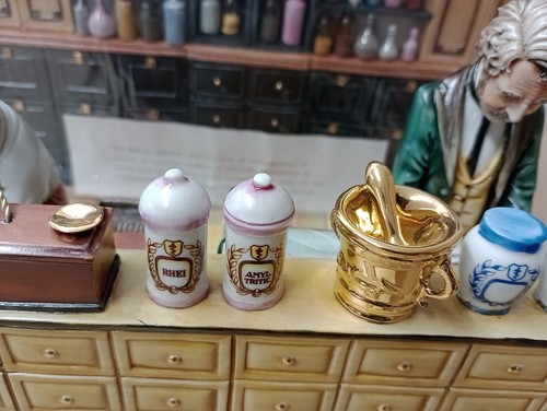 Capodimonte Apotheke Apotheker Apotheker 2 Stück große Skulptur R Guidolin 038 - Bild 4 von 14