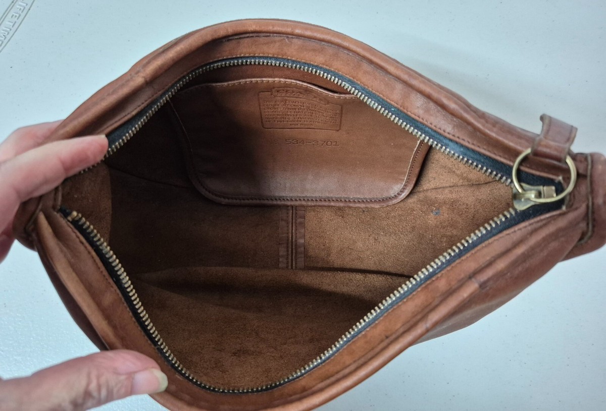 Vintage COACH #4040 Large Swinger Bag 1980s Glove Tanned Cocoa