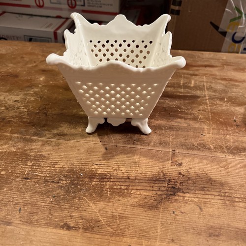 Small White Ceramic Basket 3.25x3.25” Base 4.25” Tall Super Nice Desktop Baske