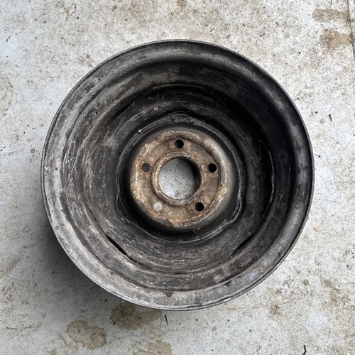 EARLY HOLDEN WHEEL 13" X 4.5" Might Fit FE FC FB EK EJ EH HD HR RIM TRAILER ROAD - Picture 8 of 11
