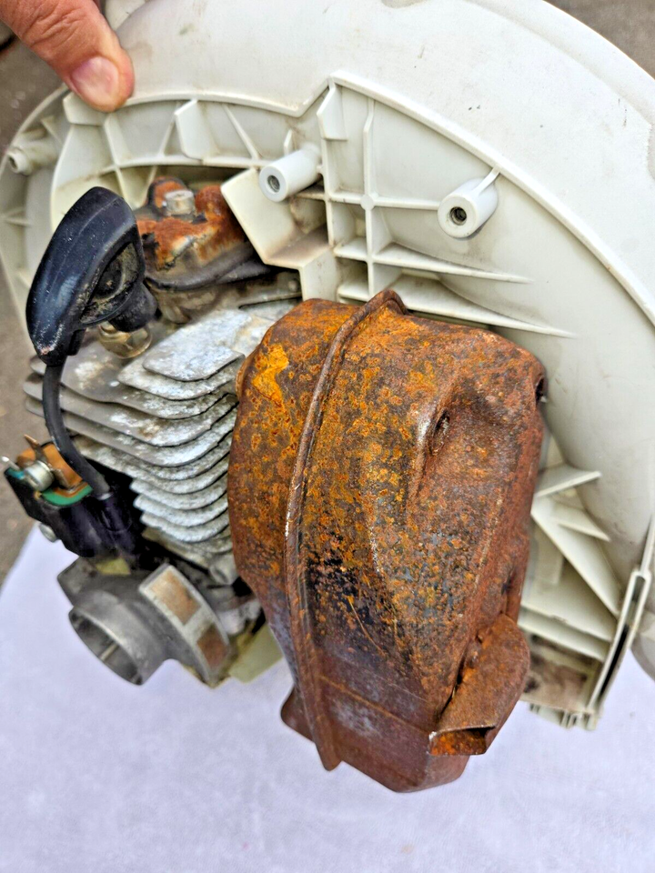 Stihl BR 600 Backpack Blower PARTS MOTOR UNIT WITH ATTACHED PARTS