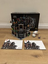 Lego Batman Arkham Asylum 76300