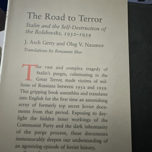 The Road to Terror: Stalin and the Self-Destruction of the Bolsheviks, 1932-193, - Picture 3 of 7