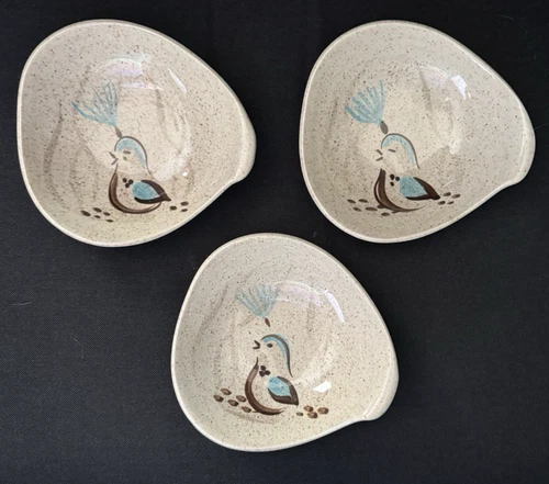 Set of 3 Vintage Red Wing Pottery Bob White  Lug Handle Fruit/Dessert Bowls