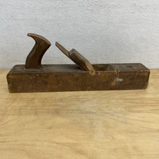 Antique Unmarked Wood Plane 16” Long. Solid Handle Wood Wedge and steel blade