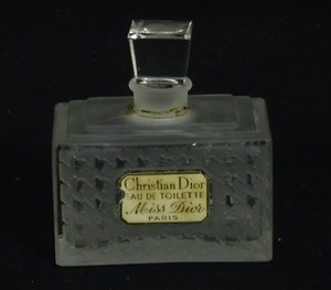 miss dior bottle