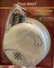 BRK First Alert Smoke Detector and Fire Alarm