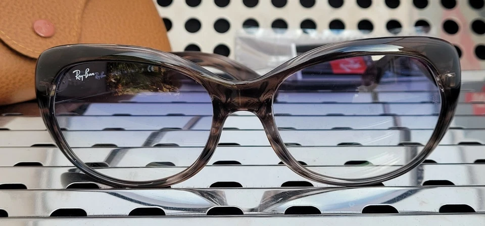 New Ray Ban JACKIE OHH RB4325 6430 Sunglasses Striped Havana w/ Blue Gradient - Image 2 of 4