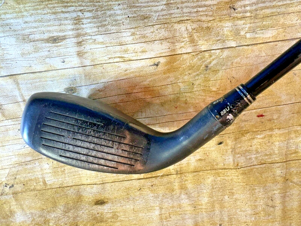 WILSON STAFF FG TOUR M3 4 HYBRID RESCUE 23° RH R FLEX UST COMPETITION 65 39.5" - Image 3 of 4