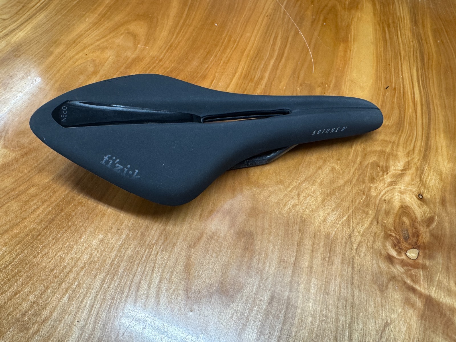 Fizik Arione R1 Open road bike seat saddle with 7x10 carbon rails Regular #2