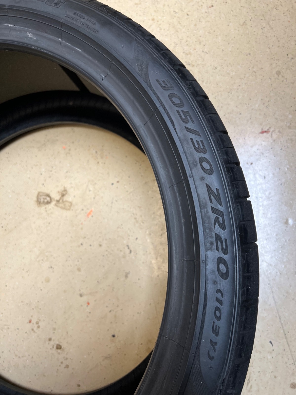 1 - NO REPAIRS 305/30ZR20 XL (103Y) Pirelli P Zero PZ4 PNCS (MC) McLaren - 1202