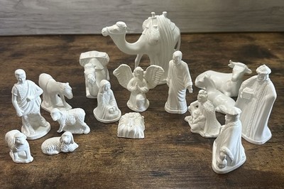 Vintage White Ceramic Nativity Set 14 Pc Christmas Figurines Japan Style