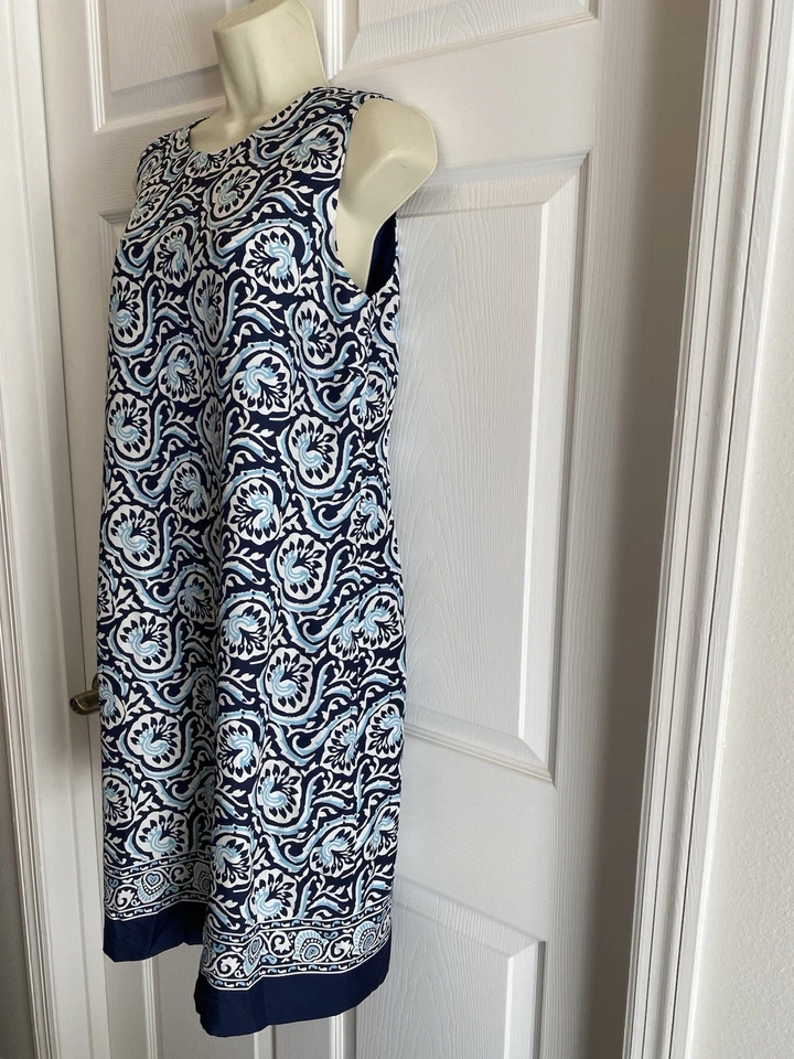 J. McLaughlin Silk Shift Dress Blue White Paisley Print Sleeveless Lined Size 10 - Image 4 of 4