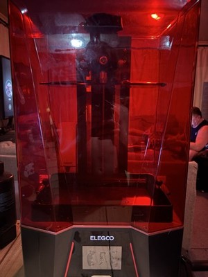 ELEGOO Saturn 2 Resin 3D Printer w/ Red Cover