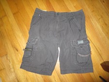 Men's IZOD Gray Cargo Shorts size 32 Good Condition
