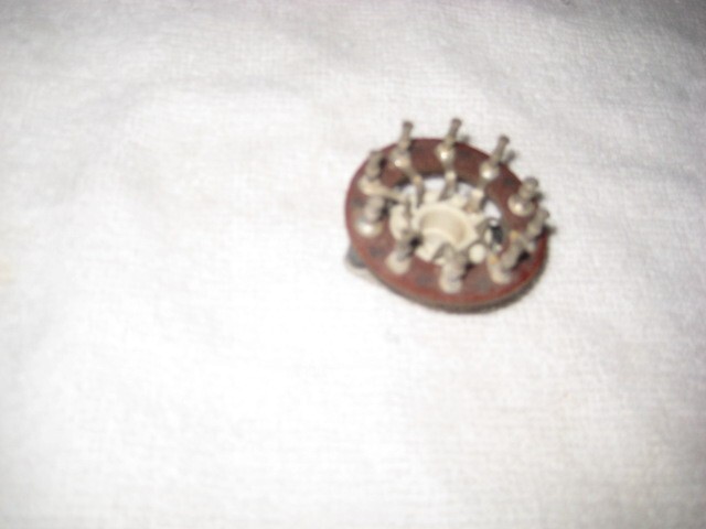 Picture 3 of 4